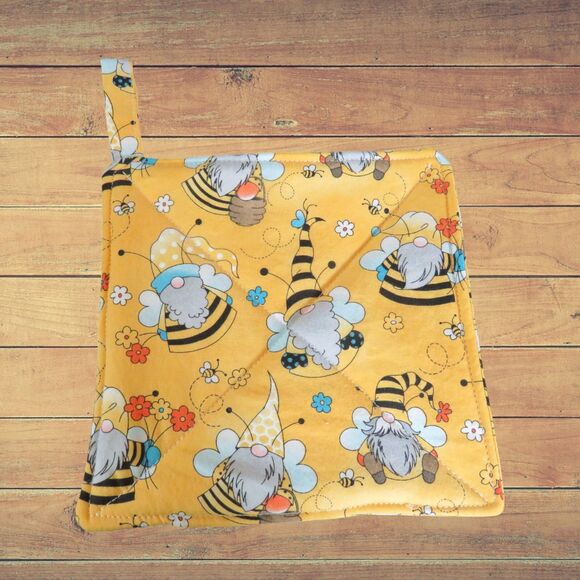 Handmade Bee Gnome Potholder Hot Pad - Picture 1 of 2